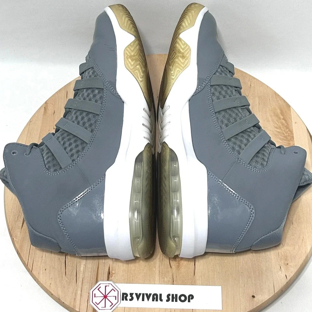 Nike Air Jordan Max Aura Cool Grey AQ9084-010 Sneakers - Size 12 / 46 EUR